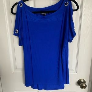 Cable & Gauge Women’s Top Short Split Sleeve